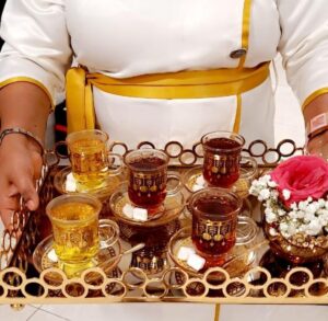 خدمة شاي وقهوة